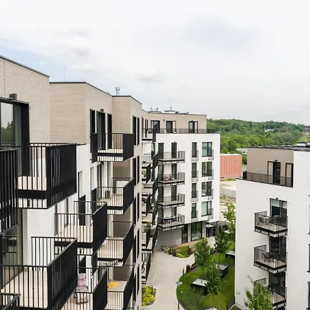Apartment Garbary By Renters Poznan